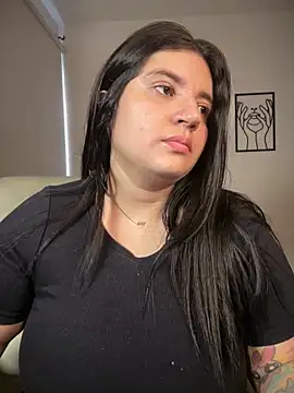 horny roomiess online show from February 16, 9:55 pm