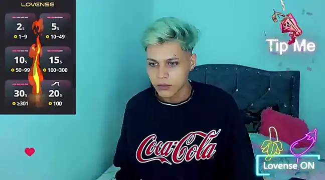 Liamscott  online show from February 2, 4:15 am