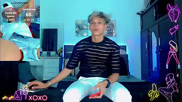 Liamscott  online show from September 11, 8:31 pm