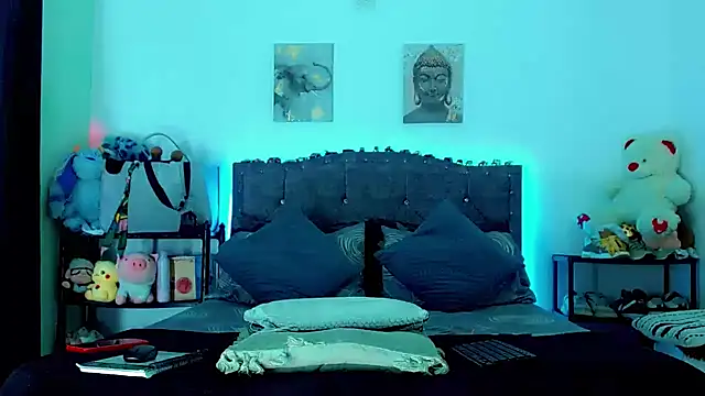 Liamscott  online show from February 7, 7:39 pm