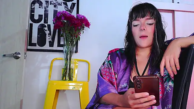 purple em69 online show from November 21, 5:50 am