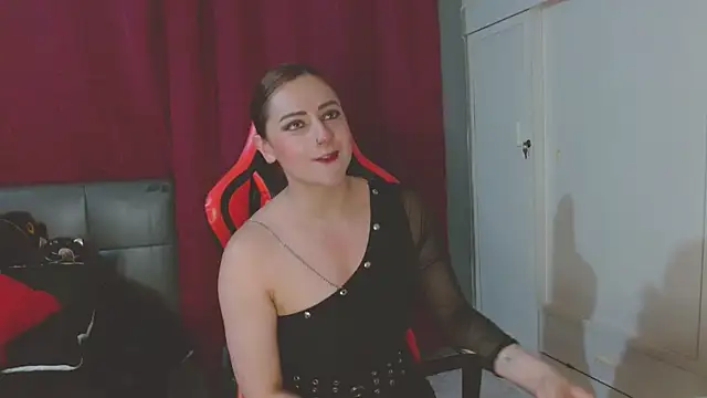 Noamartin  online show from December 3, 3:52 am