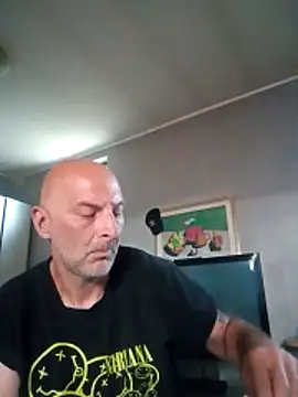 tinybear79 online show from May 28, 4:48 pm