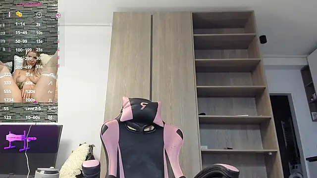 Megan Ros online show from October 27, 5:11 am