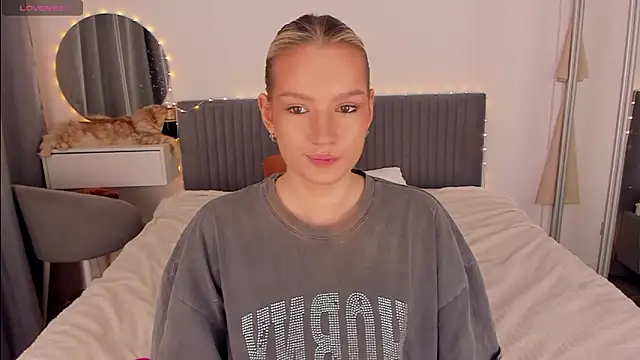 CassieRayss online show from February 24, 11:41 am