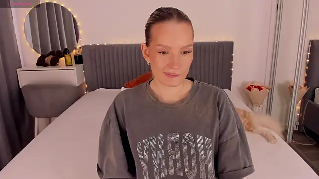 CassieRayss online show from June 3, 11:57 am