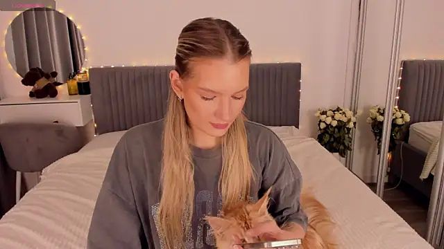 CassieRayss online show from June 28, 9:59 am