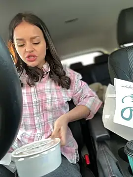 AngelinaTeller online show from January 2, 7:23 am