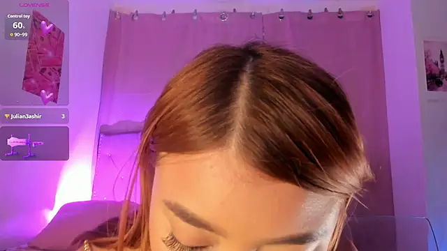 charlotte-Love09 online show from October 8, 7:06 am