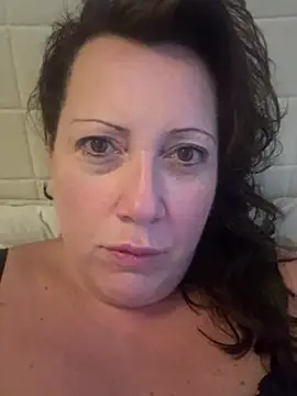 xsexycurvymilf online show from December 14, 8:13 am