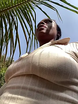 Dellah26 online show from February 8, 12:17 pm