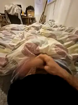 Snapshot of MarkBigDick35 chatting on December 19, 4:24 pm MarkBigDick35 online show from December 19, 4:24 pm