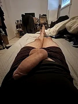 Snapshot of MarkBigDick35 chatting on July 17, 8:54 am MarkBigDick35 online show from July 17, 8:54 am