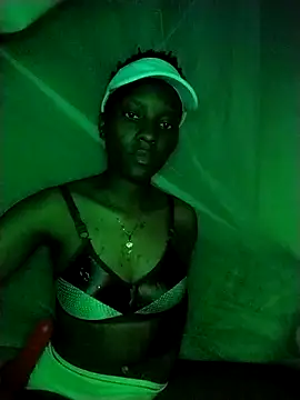 ShydatX online show from November 5, 6:52 pm