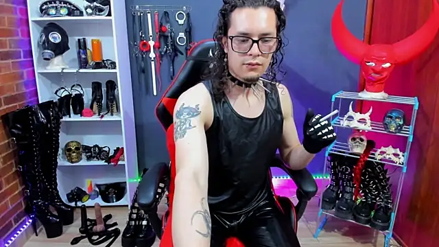 daven56 online show from March 12, 5:30 pm