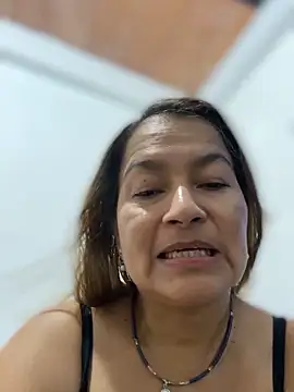Snapshot of Jlo_69 chatting on April 25, 3:31 am Jlo 69 online show from April 25, 3:31 am