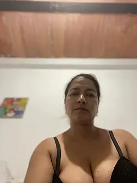 Snapshot of Jlo_69 chatting on May 8, 4:51 am Jlo 69 online show from May 8, 4:51 am