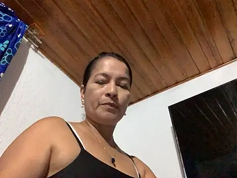Snapshot of Jlo_69 chatting on June 11, 4:21 am Jlo 69 online show from June 11, 4:21 am