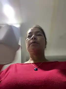 Snapshot of Jlo_69 chatting on June 16, 3:42 am Jlo 69 online show from June 16, 3:42 am