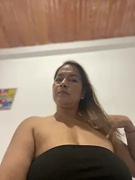 Snapshot of Jlo_69 chatting on August 1, 2:00 am Jlo 69 online show from August 1, 2:00 am