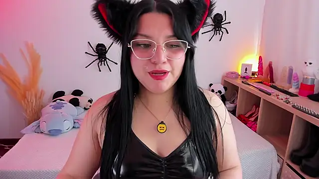 catha cat online show from October 14, 6:31 pm