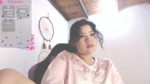 Amara18  online show from November 15, 9:17 am