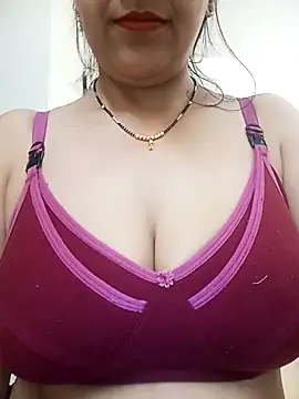 Snapshot of Hot-Shivani chatting on March 26, 12:39 am Hot-Shivani online show from March 26, 12:39 am