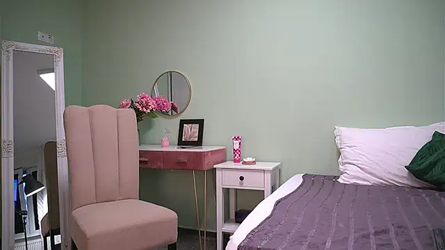 HaileyMoonn online show from September 15, 3:50 am