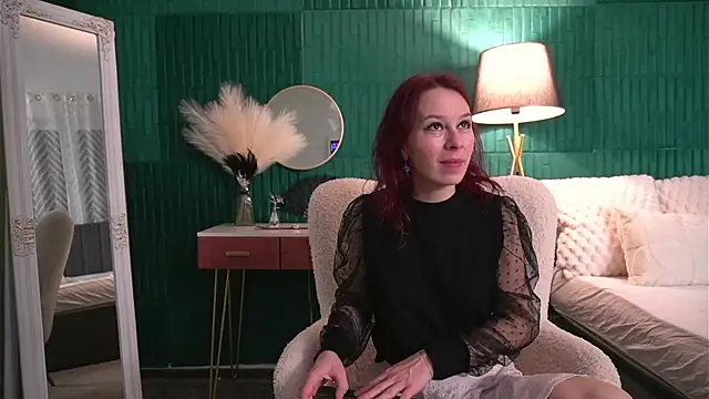 HaileyMoonn online show from February 14, 5:04 am