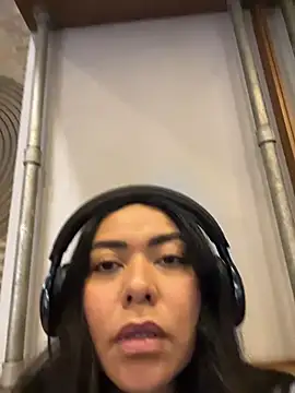 PetitLumiere online show from October 15, 9:04 pm