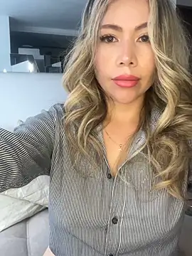 Snapshot of Ammy_Castro chatting on May 30, 10:18 pm Ammy Castro online show from May 30, 10:18 pm