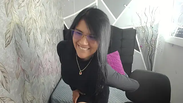 Snapshot of _lauren_grey_ chatting on July 2, 5:30 pm lauren grey online show from July 2, 5:30 pm