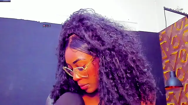 deyy madissonn online show from December 12, 8:10 pm