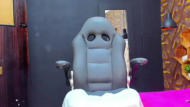 deyy madissonn online show from January 11, 9:57 pm