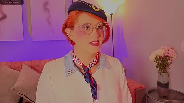 Juliana Saenzz online show from October 13, 3:28 am