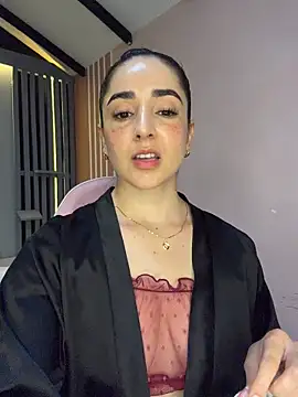 Victoria-And1 online show from June 7, 1:43 am