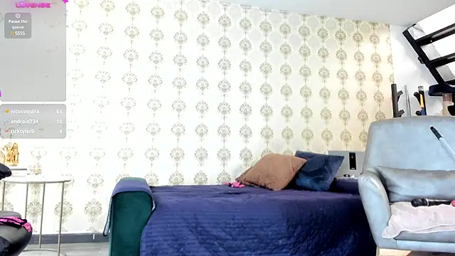 Snapshot of _angelina_class_7 chatting on February 24, 5:42 pm  angelina class 7 online show from February 24, 5:42 pm