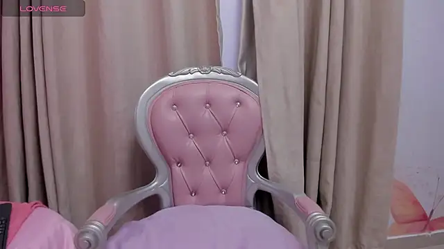 Arianna bigboobs  online show from December 31, 11:20 am