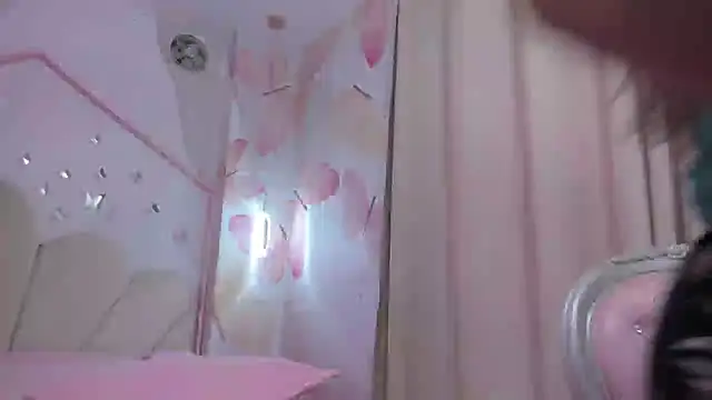 Arianna bigboobs  online show from March 18, 2:48 pm