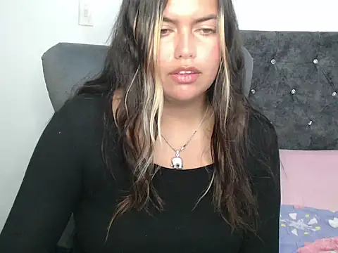 sweetkitty 16 online show from March 11, 5:02 am