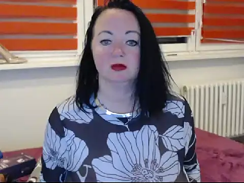 Alexie33 online show from February 19, 5:27 pm