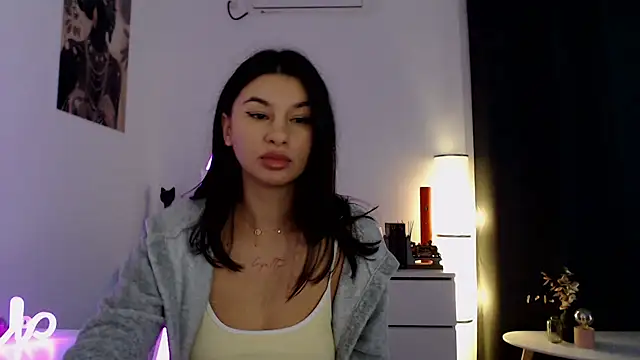 Snapshot of Simply_the_best chatting on October 6, 3:20 pm Simply the best online show from October 6, 3:20 pm