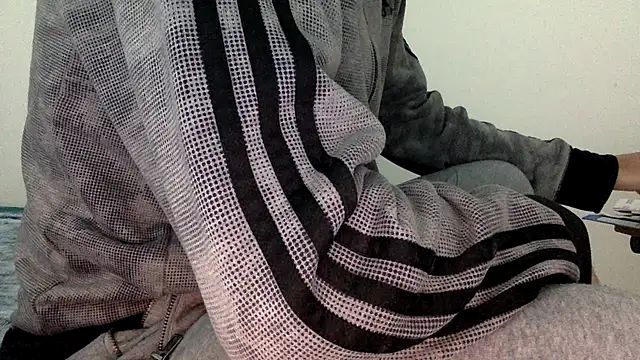 molozeb online show from November 18, 4:50 am