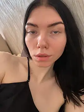 Lisaaa Alisa online show from February 12, 7:23 am