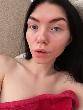 Lisaaa Alisa online show from February 17, 7:15 am