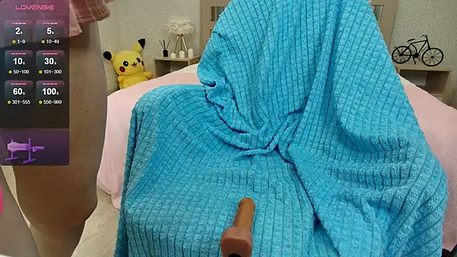 Snapshot of oliviiaa chatting on November 27, 12:56 am oliviiaa online show from November 27, 12:56 am