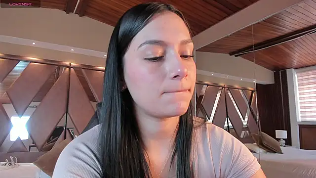 carina rossi online show from November 7, 3:45 pm