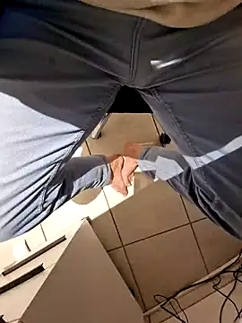 Snapshot of Lorent6969 chatting on February 4, 5:10 am Lorent6969 online show from February 4, 5:10 am