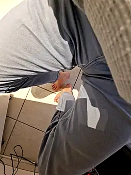 Snapshot of Lorent6969 chatting on February 10, 2:48 pm Lorent6969 online show from February 10, 2:48 pm