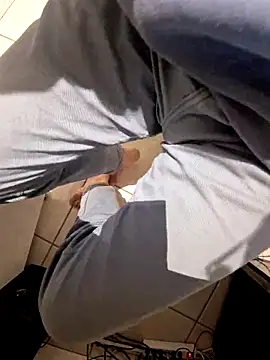 Snapshot of Lorent6969 chatting on March 20, 4:51 am Lorent6969 online show from March 20, 4:51 am